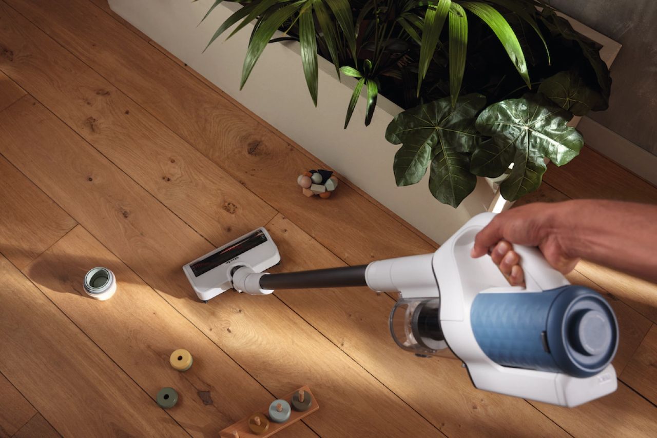 Aspiratoare fără Fir și fier de calcat cu abur: Curățenie rapidă și eficientă